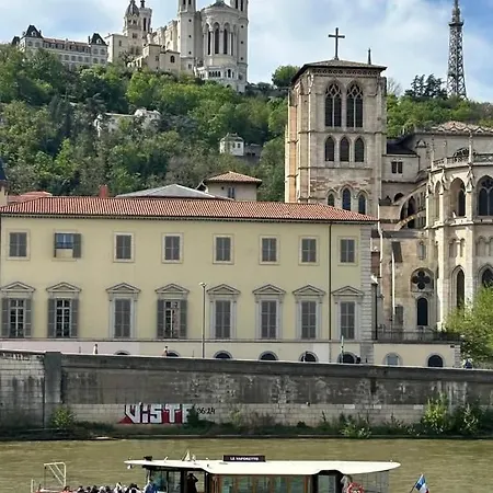 Apartment Nest In Heart Of Lyon