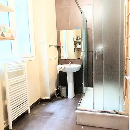 Charming Bellecour Quiet Ideal Situation Apartment