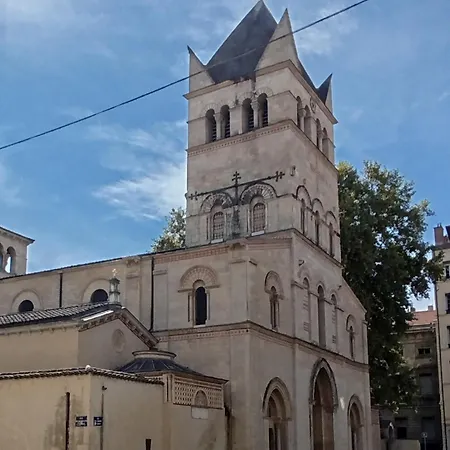 Charming Bellecour Quiet Ideal Situation